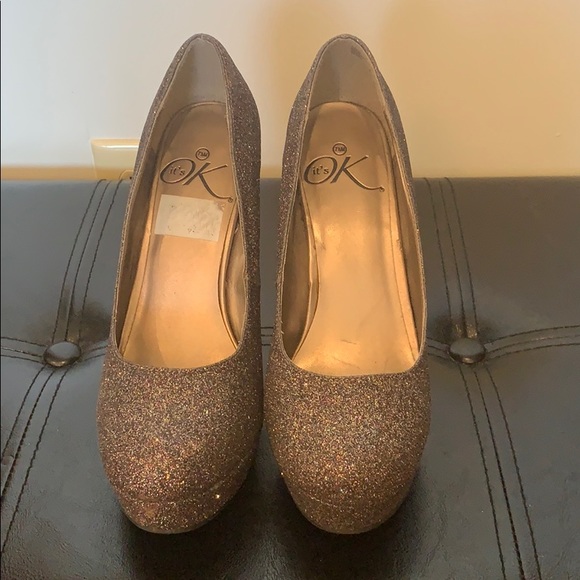 Heels - Picture 3 of 6